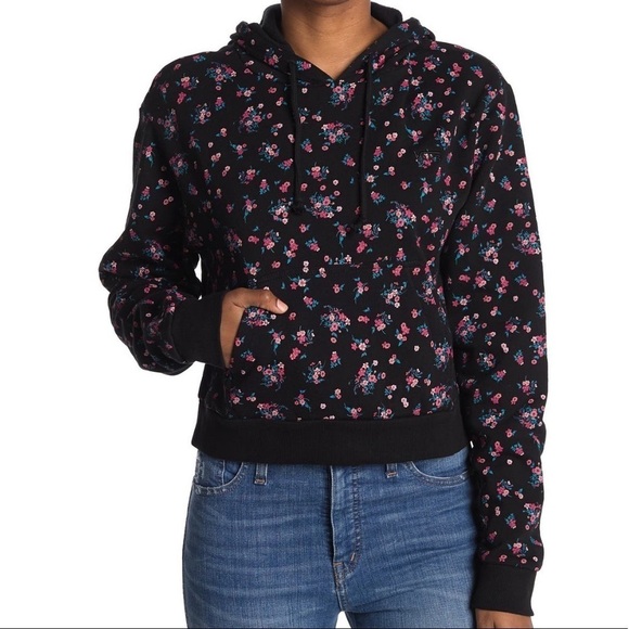 BEAUTY Floral Drawstring Hoodie
VANS - Picture 1 of 3